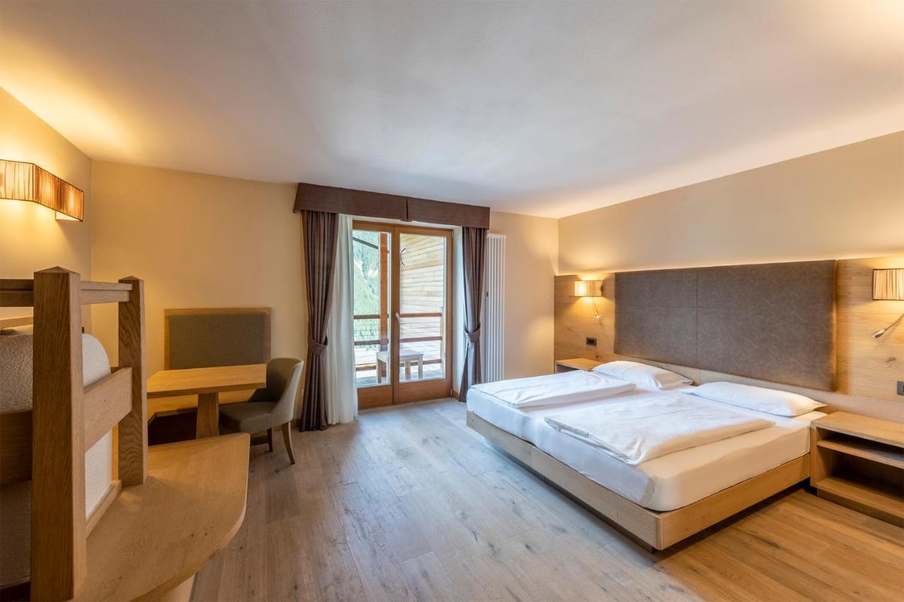 Design & Suite Hotel Ciarnadoi Vigo di Fassa Luaran gambar