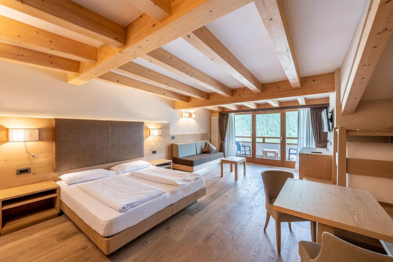 Design & Suite Hotel Ciarnadoi Vigo di Fassa Luaran gambar